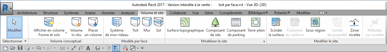 Créer un toit par face sur un volume in situ dans revit