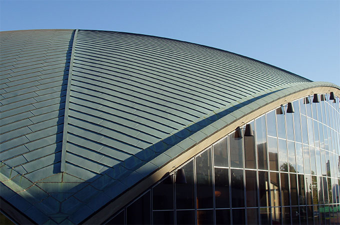 Une image contenant bâtiment, ciel, architecture, plein air Description générée automatiquement